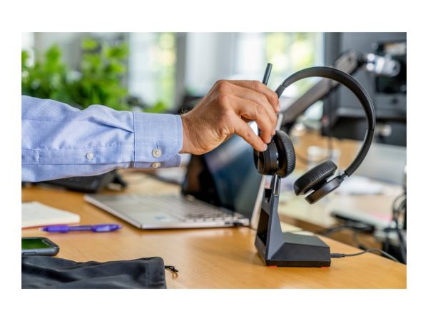 Poly Voyager 4320 Microsoft Teams Certified USB-C Headset + BT700 Dongle – Image 8