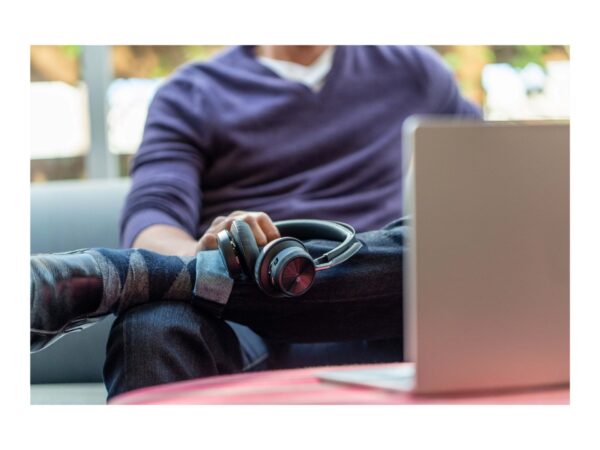 Poly Voyager Focus 2 Microsoft Teams Certified USB-A Headset with Charging Stand – Image 7