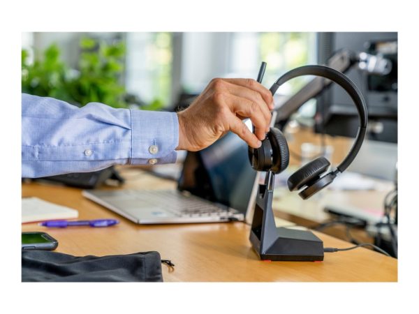 Poly Voyager 4320 Microsoft Teams Certified USB-A Headset + BT700 Dongle – Image 11